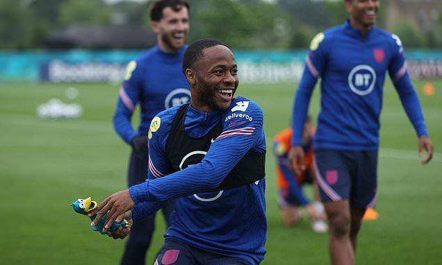 开云体育平台app-斯特林：人们对0比0平局反应过度 大赛没法场场赢